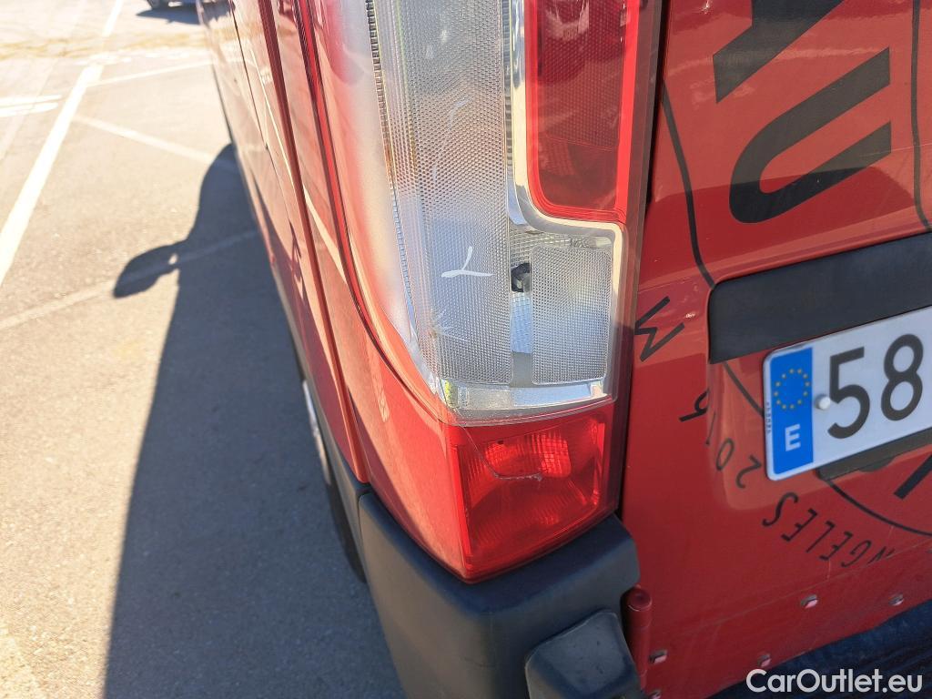  Peugeot  Boxer PEUGEOT  / 2014 / 4P / furgón Pack 335 L3 H2 BHDI 103kW (140CV) S&S #10