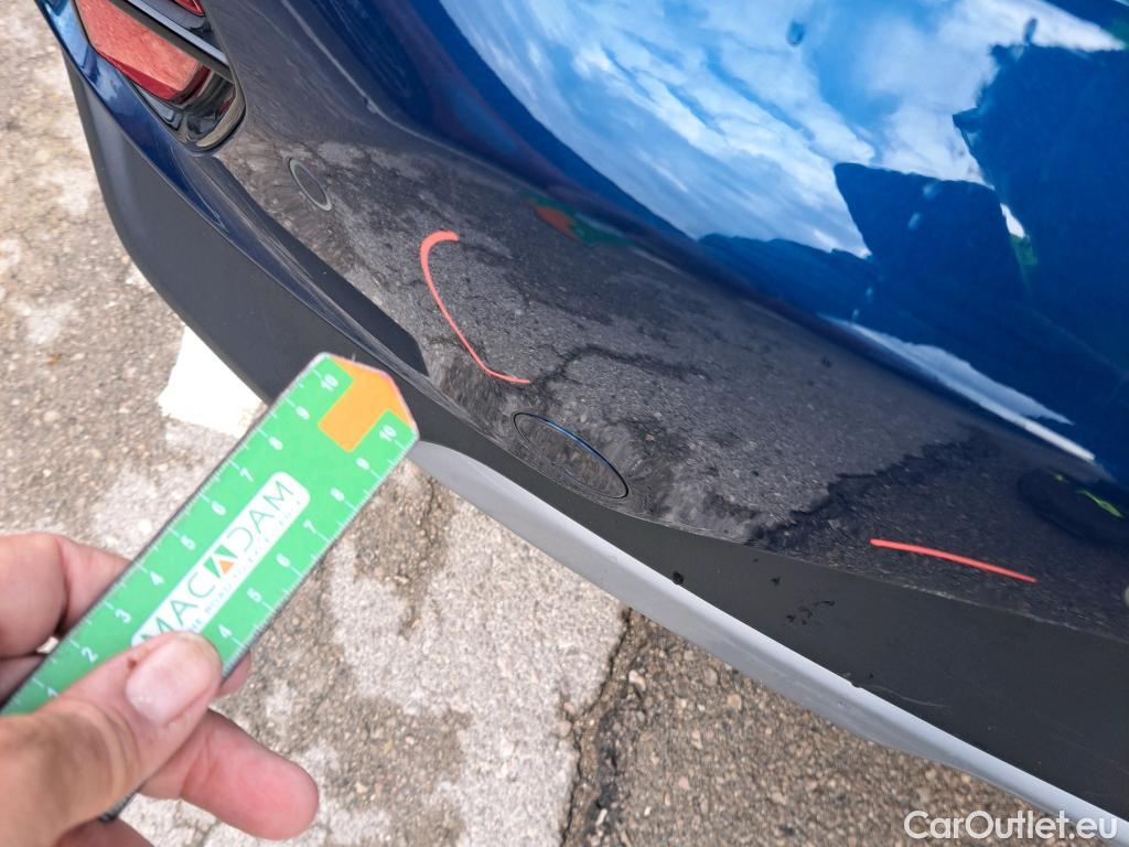  KIA  Niro KIA  / 2019 / 5P / crossover 1.6 GDi PHEV 104kW (141CV) Drive #12