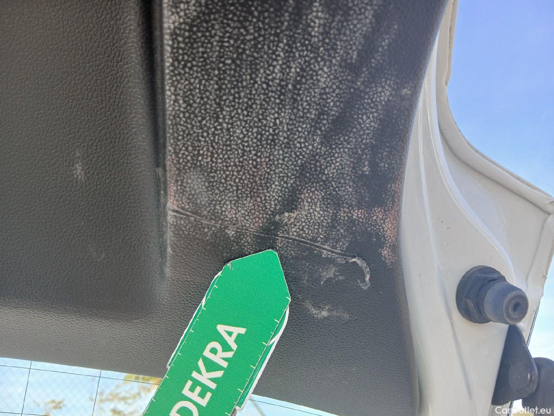  Volkswagen  Polo VOLKSWAGEN  / 2017 / 5P / berlina con portón Advance 1.0 TSI 70kW (95CV) #2