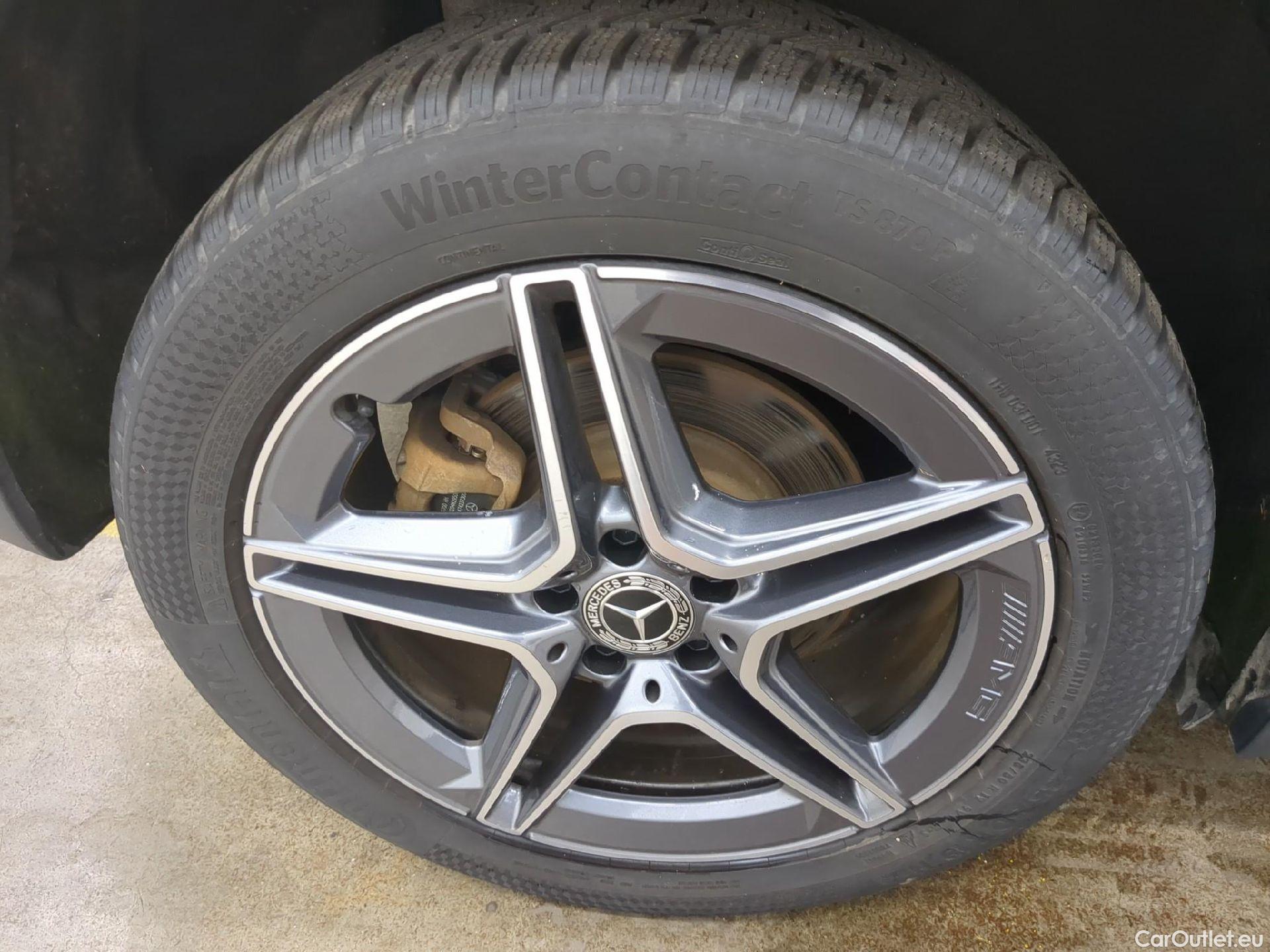  Mercedes  GLA MERCEDES-BENZ  / 2020 / 5P / SUV  250 e AMG LINE DCT #3