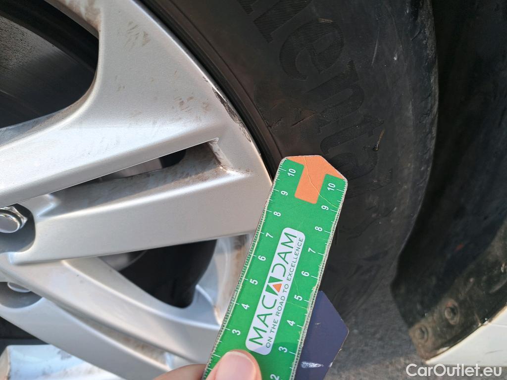  Toyota  Corolla TOYOTA  1.8 125H ACTIVE TECH E-CVT #20