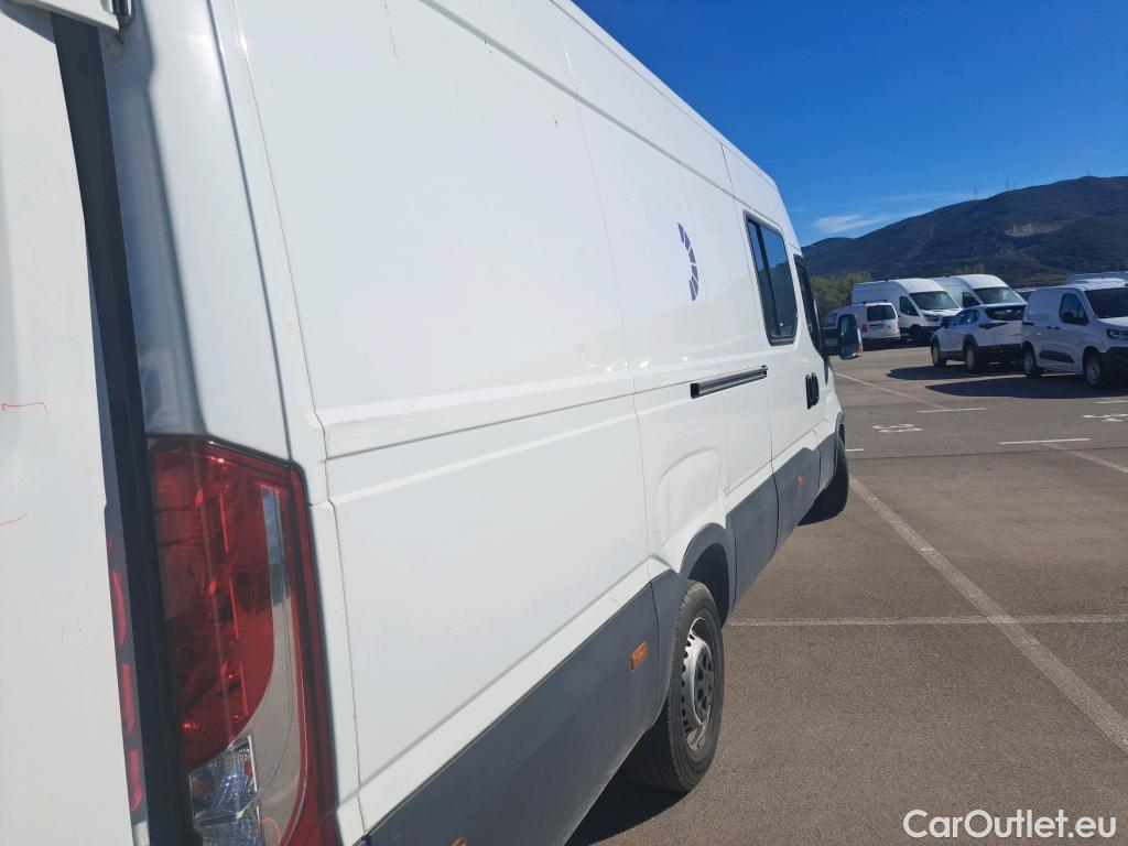  Iveco  Daily IVECO  / 2019 / 4P / combi 35S 14H V 4100/H2 16H M3 #56