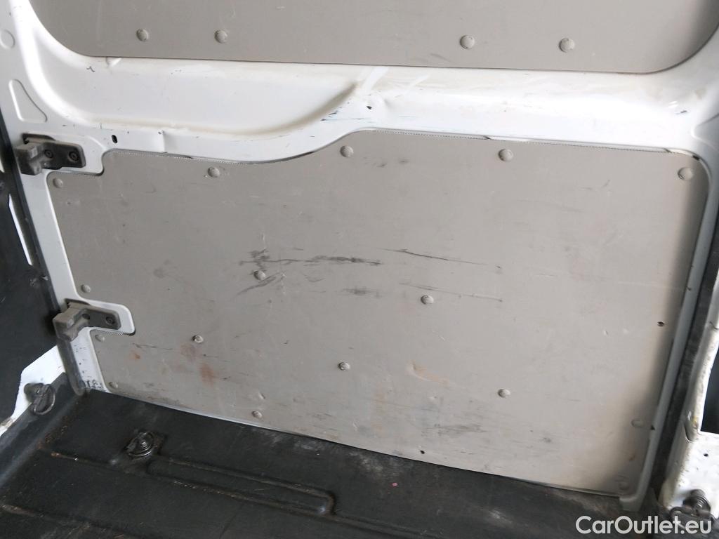  Ford  Transit FORD  / 2013 / 4P / furgón 350 96kW L3H2 Van Trend FWD MHEV #41