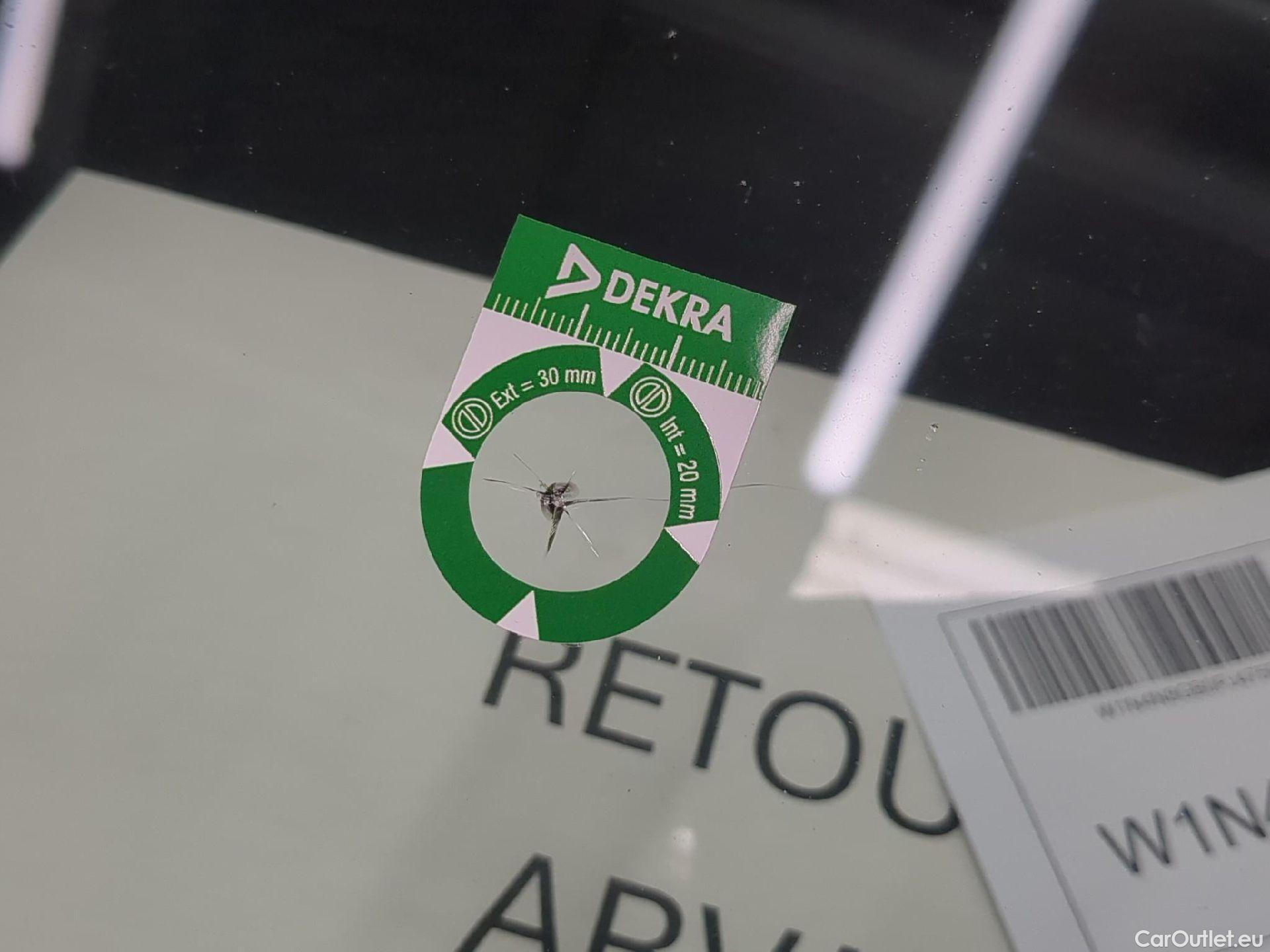  Mercedes  GLA MERCEDES-BENZ  / 2020 / 5P / SUV  250 e AMG LINE DCT #5