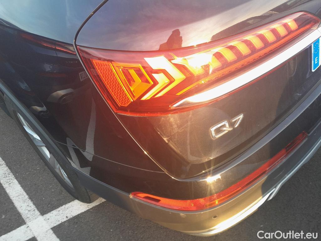  Audi  Q7 AUDI  / 2019 / 5P / todoterreno 55 TFSIe 280kW (381CV) quattro tiptronic #1