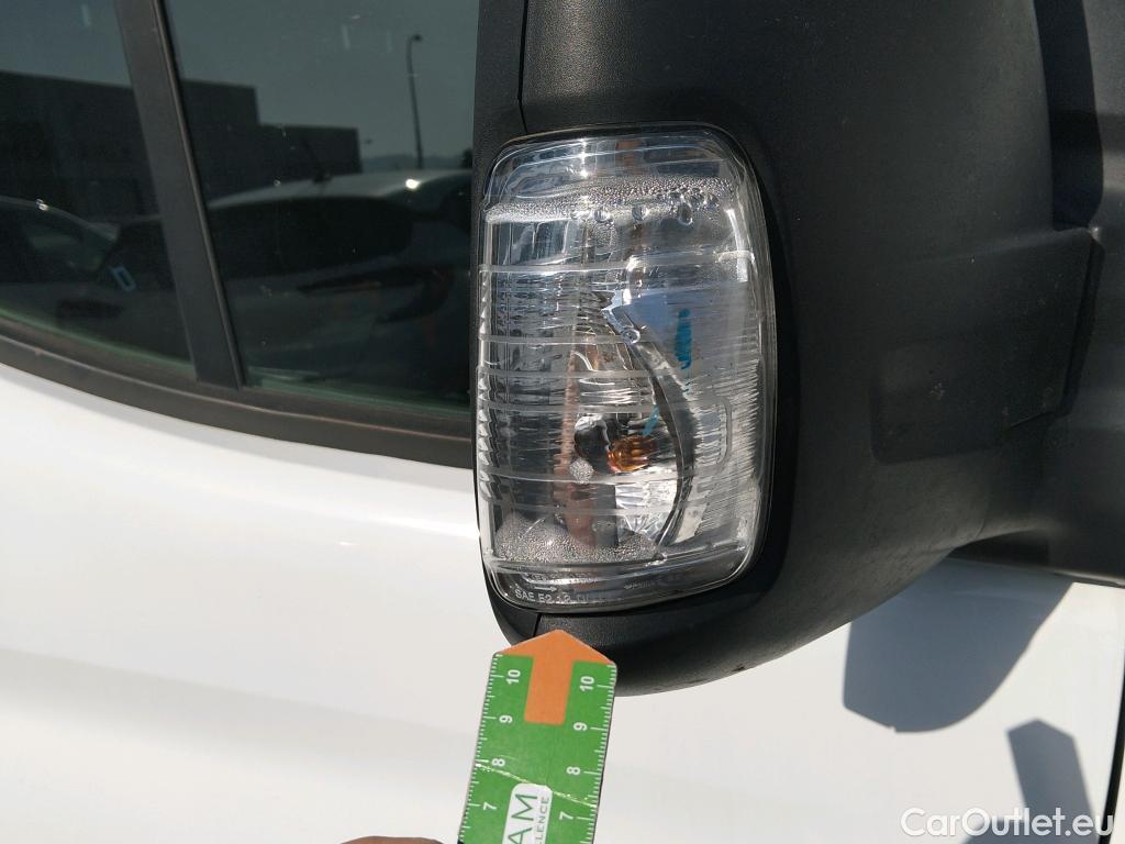  Ford  Transit FORD  / 2013 / 4P / furgón 350 96kW L3H2 Van Trend FWD MHEV #43