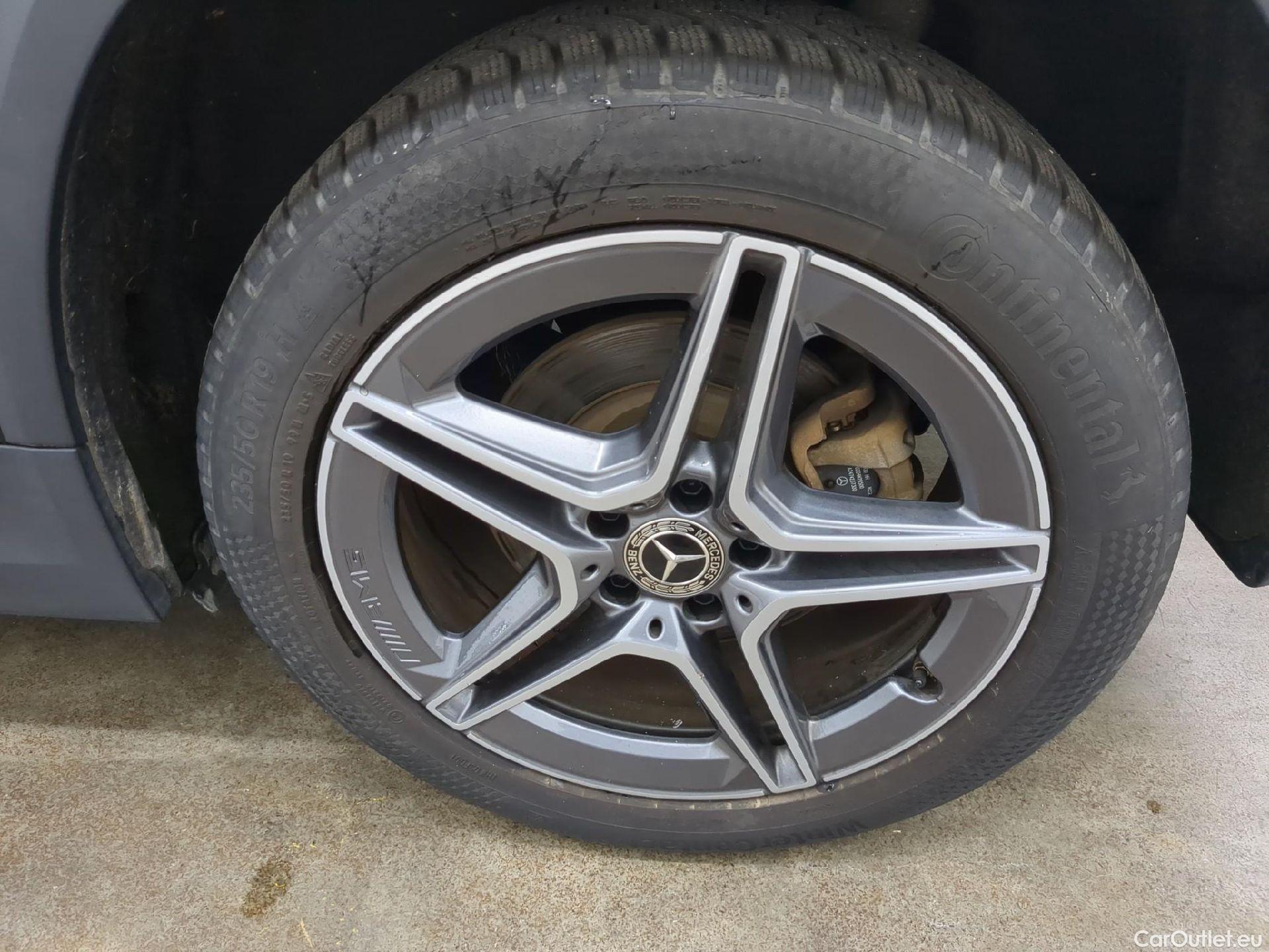  Mercedes  GLA MERCEDES-BENZ  / 2020 / 5P / SUV  250 e AMG LINE DCT #2