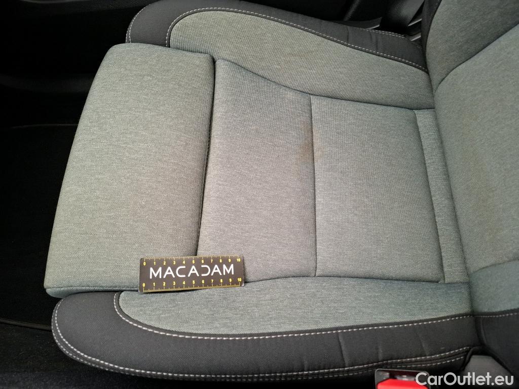  Volvo  XC 40 VOLVO XC40 / 2022 / 5P / SUV Recharge T5 262 DCT7 Start #14