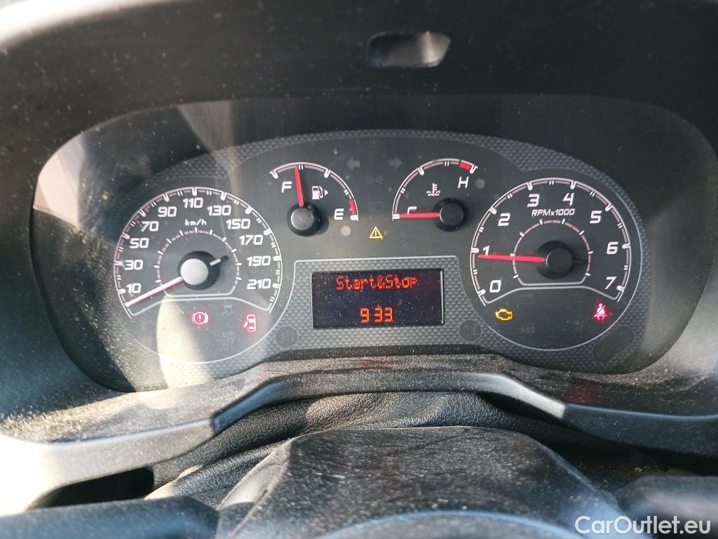  Fiat  Fiorino FIAT  / 2016 / 4P / furgón derivado de turismo Cargo SX N1 1.3 MJet 70 kW (95 CV) #36