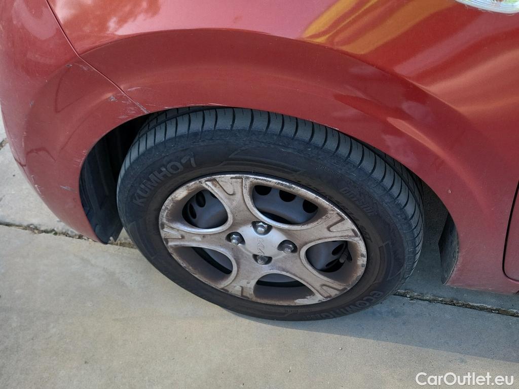  Land Rover  Discovery KIA Picanto / 2020 / 5P / berlina con portón 1.0 DPi 49kW (67CV) Concept #15