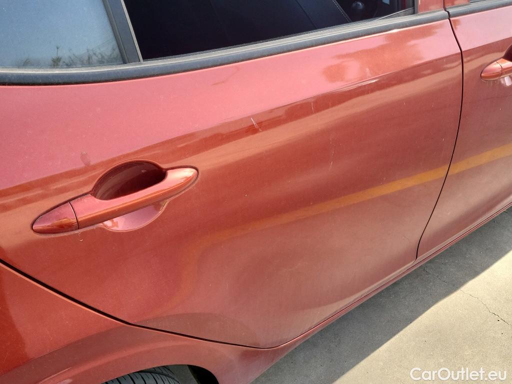  Land Rover  Discovery KIA Picanto / 2020 / 5P / berlina con portón 1.0 DPi 49kW (67CV) Concept #28