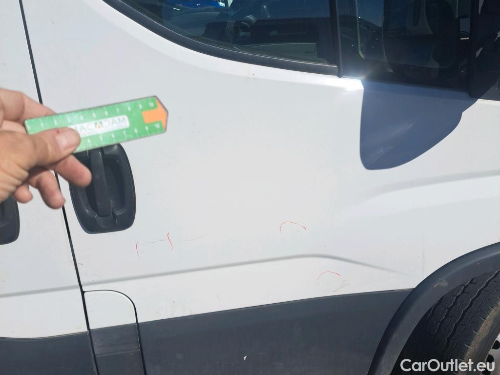  Iveco  Daily IVECO  / 2019 / 4P / combi 35S 14H V 4100/H2 16H M3 #47