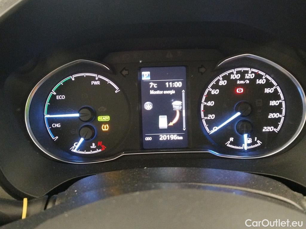  Toyota  Yaris TOYOTA  / 2017 / 5P / berlina con portón 1.5 100H Active #14