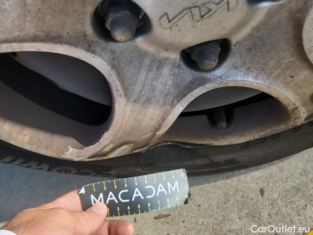  Land Rover  Discovery KIA Picanto / 2020 / 5P / berlina con portón 1.0 DPi 49kW (67CV) Concept #18