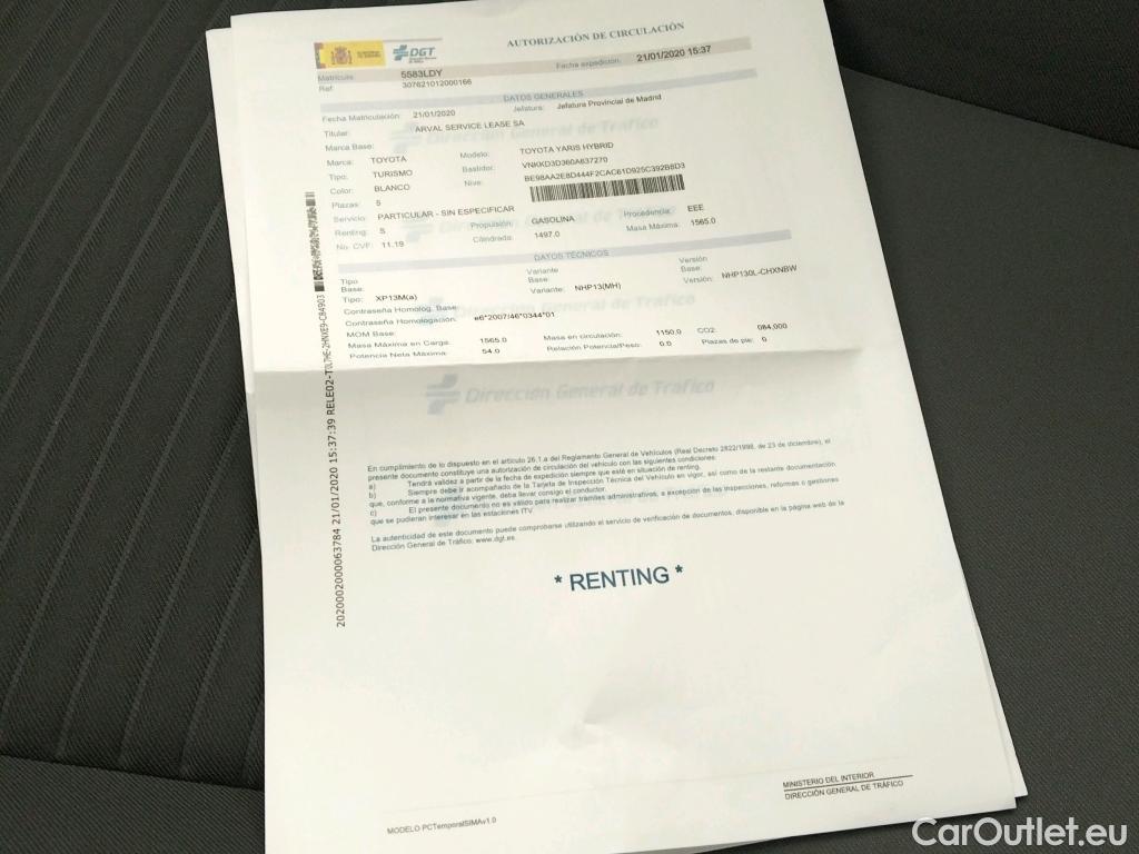  Toyota  Yaris TOYOTA  / 2017 / 5P / berlina con portón 1.5 100H Active #7