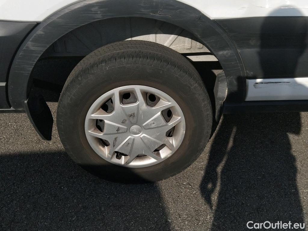  Ford  Transit FORD  / 2013 / 4P / furgón 350 96kW L3H2 Van Trend FWD MHEV #64