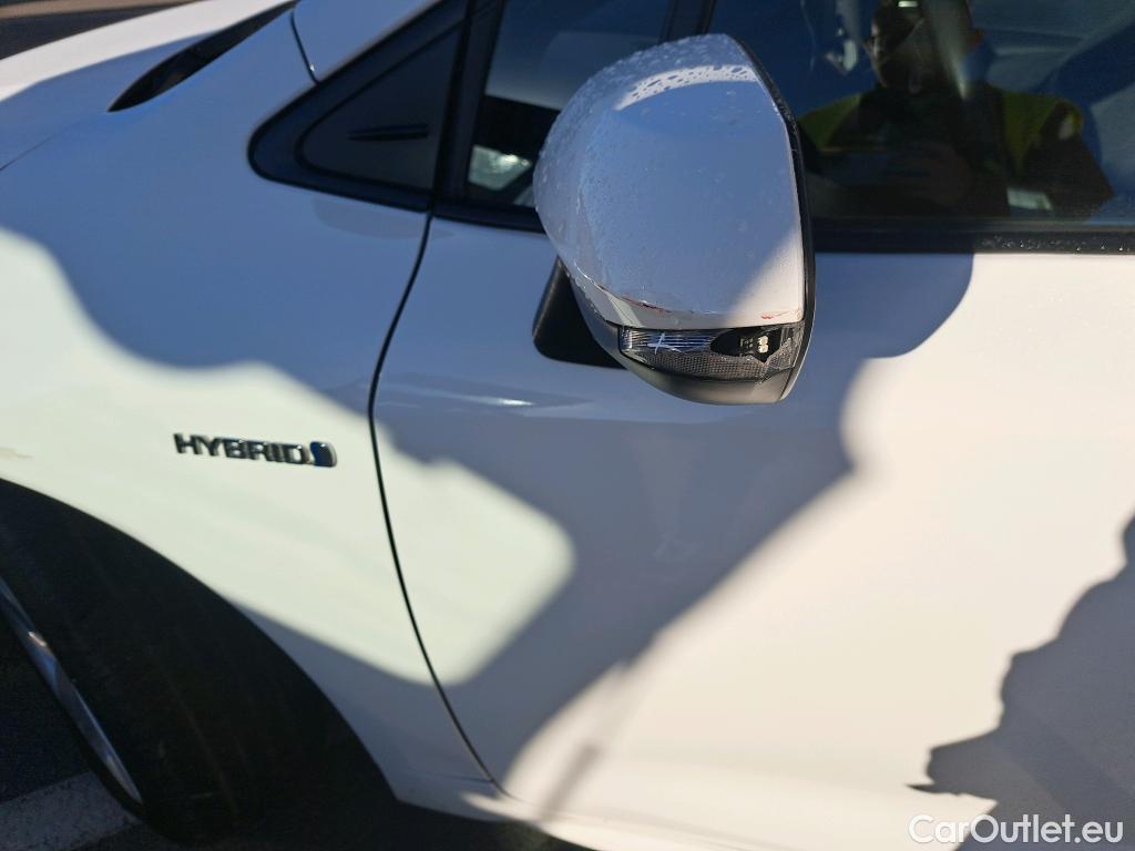  Toyota  Corolla TOYOTA  1.8 125H ACTIVE TECH E-CVT #23