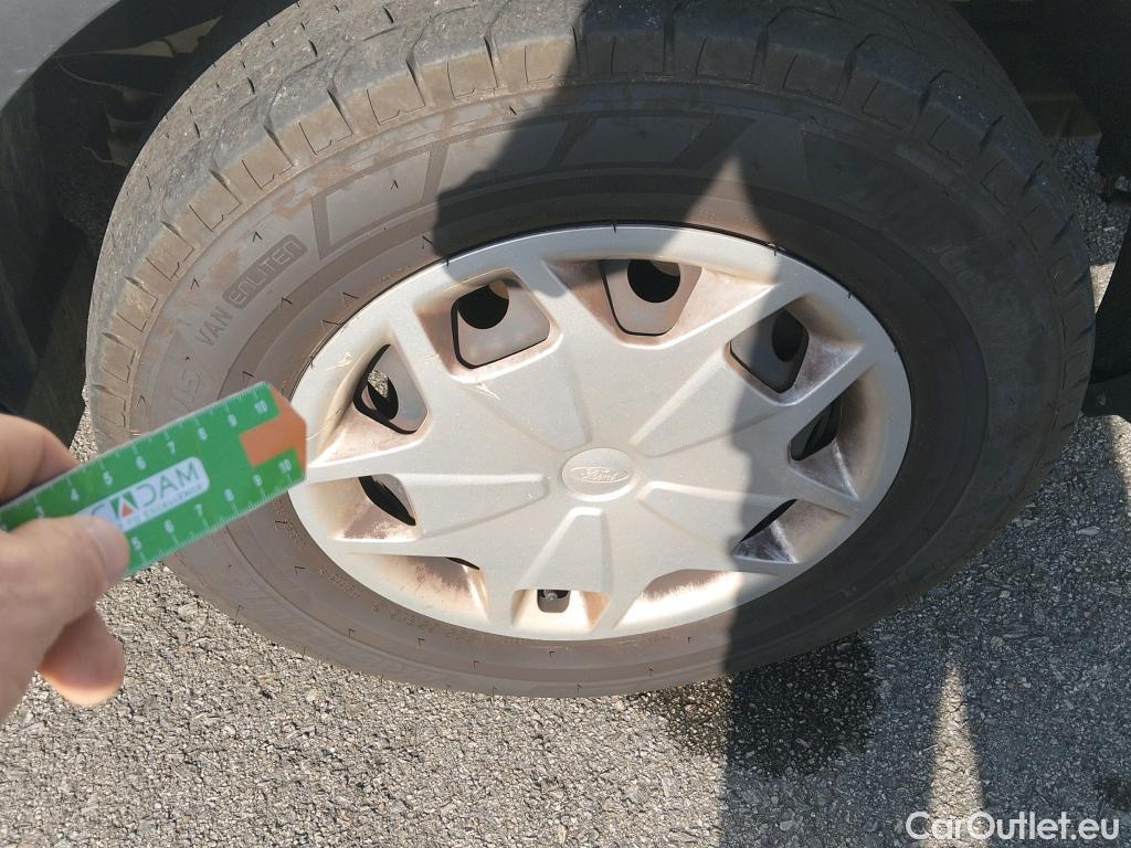  Ford  Transit FORD  / 2013 / 4P / furgón 350 96kW L3H2 Van Trend FWD MHEV #81