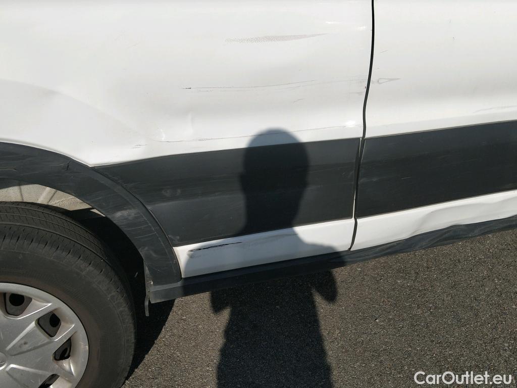  Ford  Transit FORD  / 2013 / 4P / furgón 350 96kW L3H2 Van Trend FWD MHEV #50