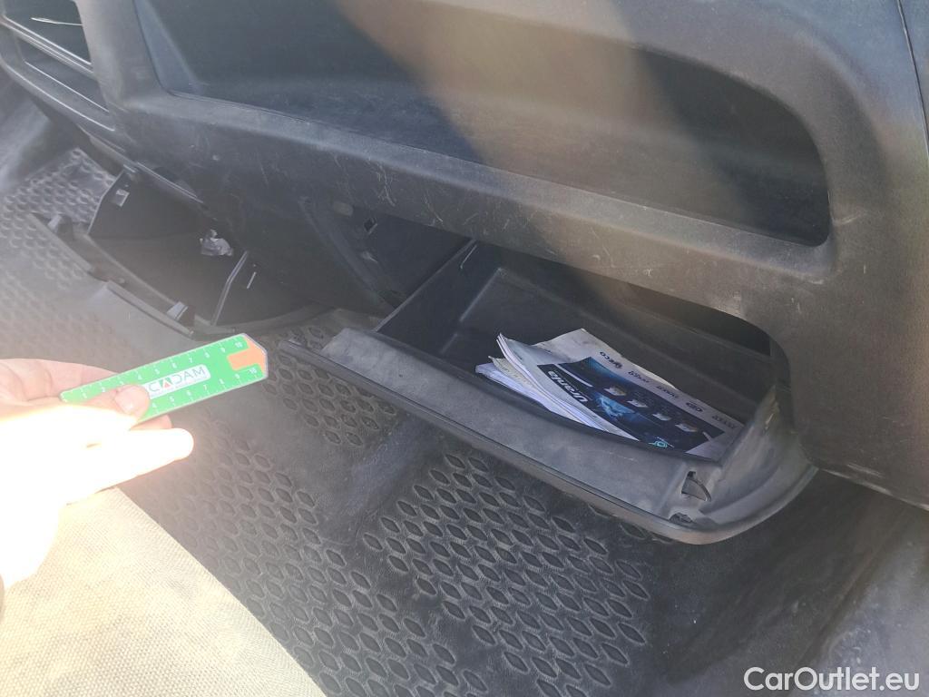  Iveco  Daily IVECO  / 2019 / 4P / combi 35S 14H V 4100/H2 16H M3 #31