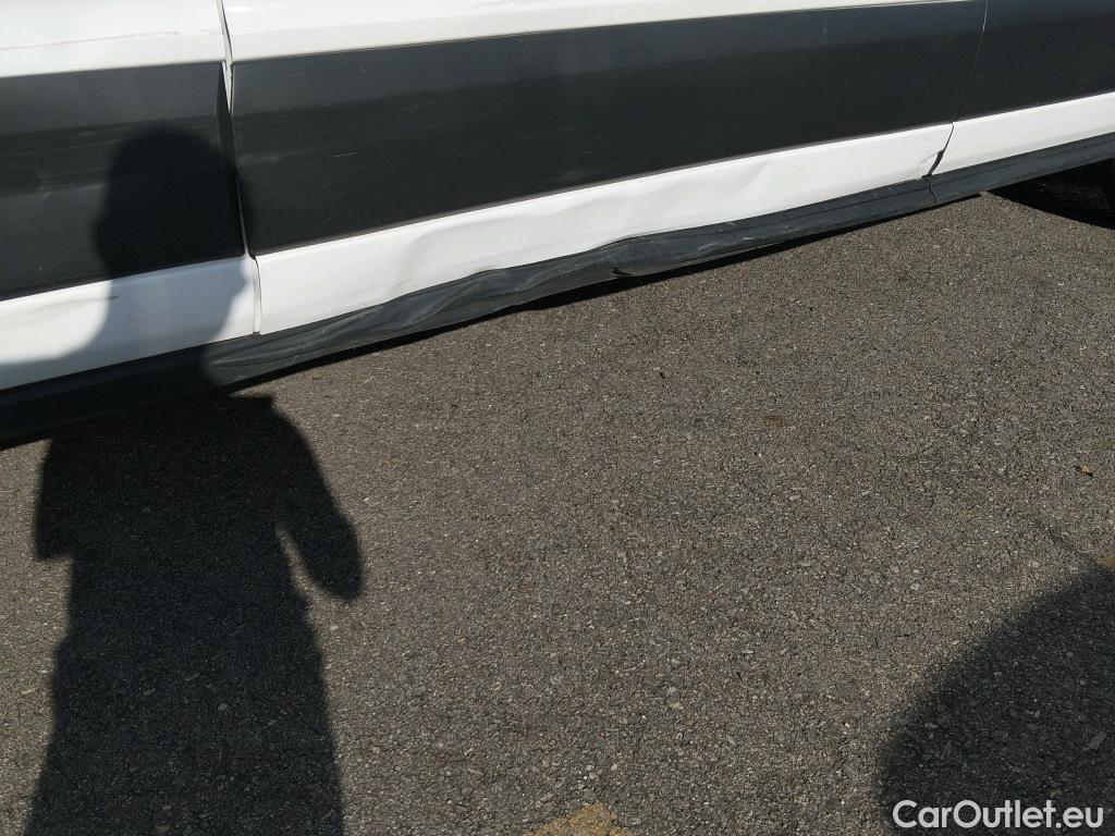  Ford  Transit FORD  / 2013 / 4P / furgón 350 96kW L3H2 Van Trend FWD MHEV #24