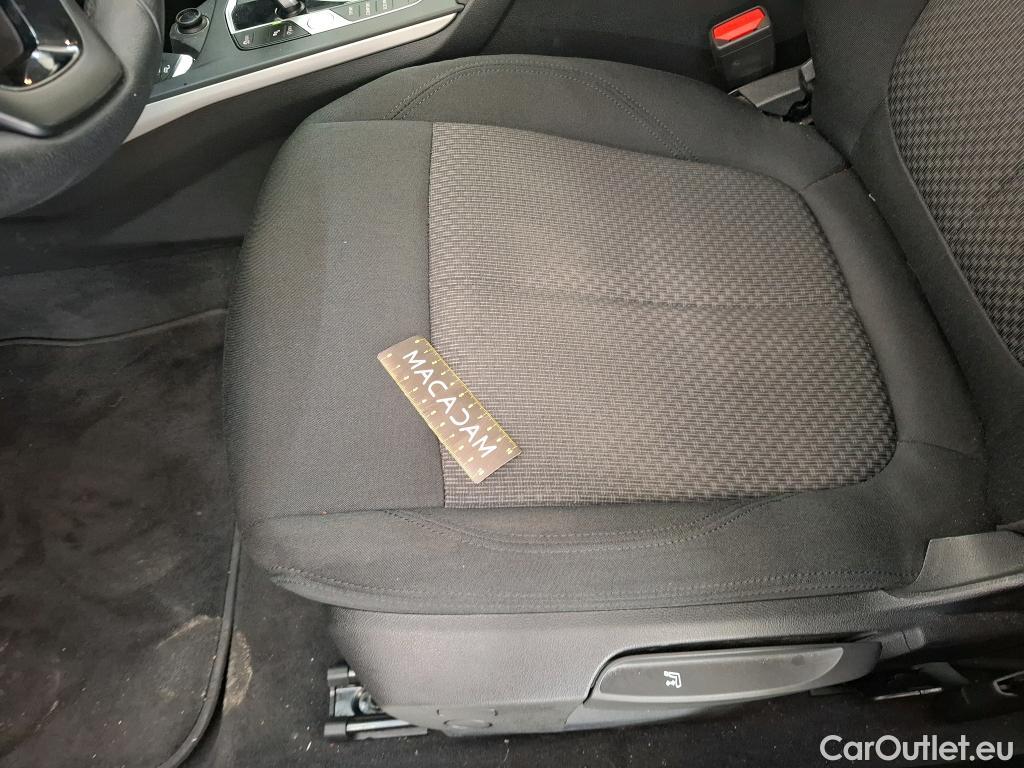  Bmw  Serie 1 BMW Série 1 / 2019 / 5P / Berline 116i DKG7 Business Design #11