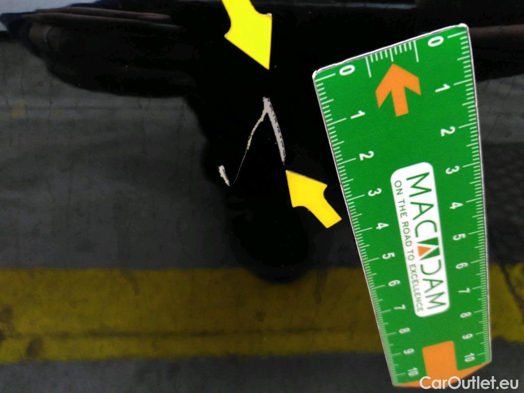  Mercedes  A-Klasse MERCEDES-BENZ Classe A Compact / 2018 / 5P / Berline A 250 e Business Line 8G-DCT #21