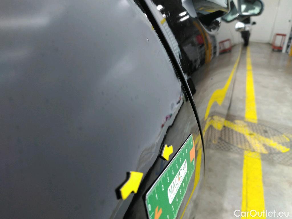  Mercedes  A-Klasse MERCEDES-BENZ Classe A Compact / 2018 / 5P / Berline A 250 e Business Line 8G-DCT #9