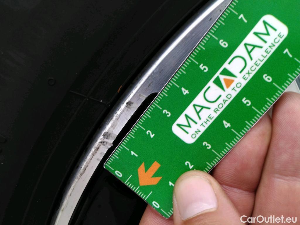  Mercedes  A-Klasse MERCEDES-BENZ Classe A Compact / 2018 / 5P / Berline A 250 e Business Line 8G-DCT #16