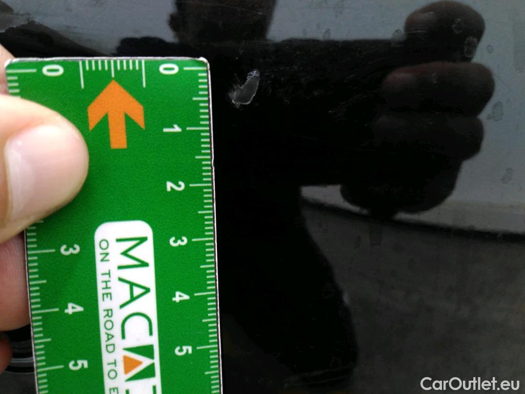  Mercedes  A-Klasse MERCEDES-BENZ Classe A Compact / 2018 / 5P / Berline A 250 e Business Line 8G-DCT #24