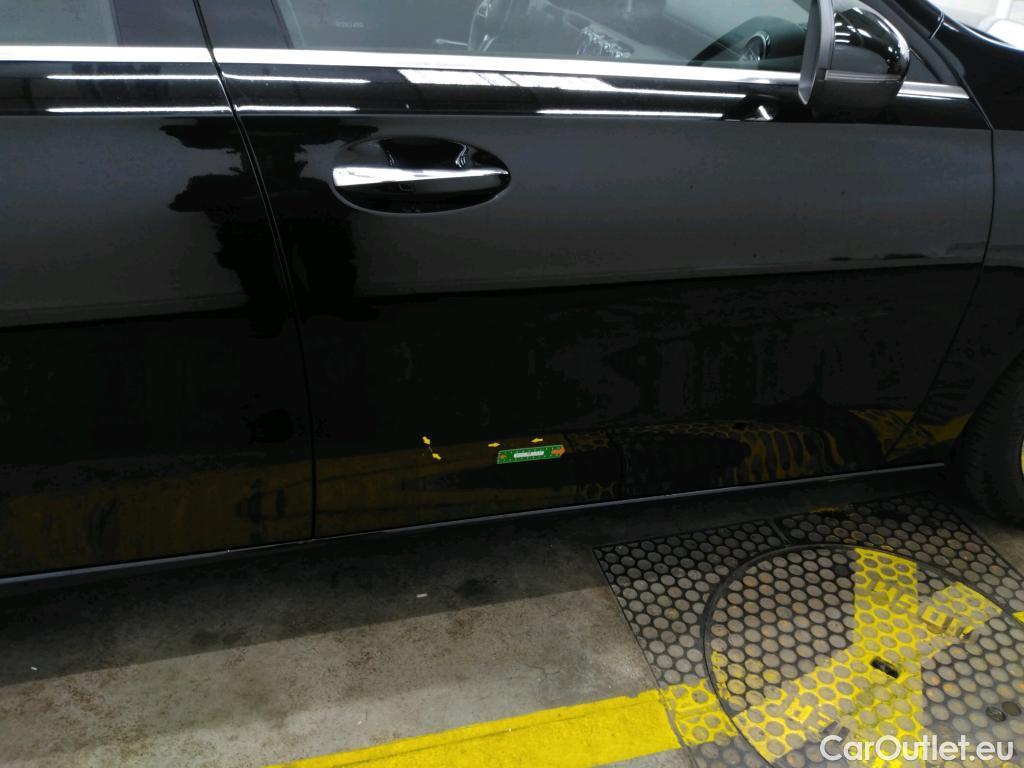  Mercedes  A-Klasse MERCEDES-BENZ Classe A Compact / 2018 / 5P / Berline A 250 e Business Line 8G-DCT #19