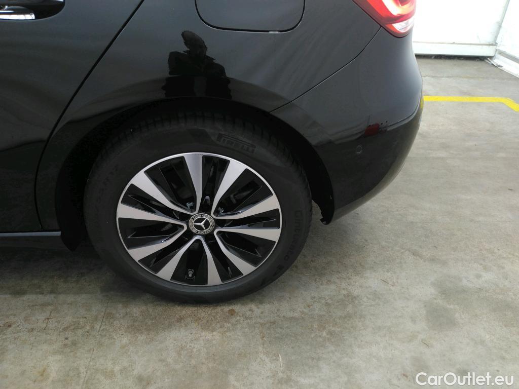  Mercedes  A-Klasse MERCEDES-BENZ Classe A Compact / 2018 / 5P / Berline A 250 e Business Line 8G-DCT #14