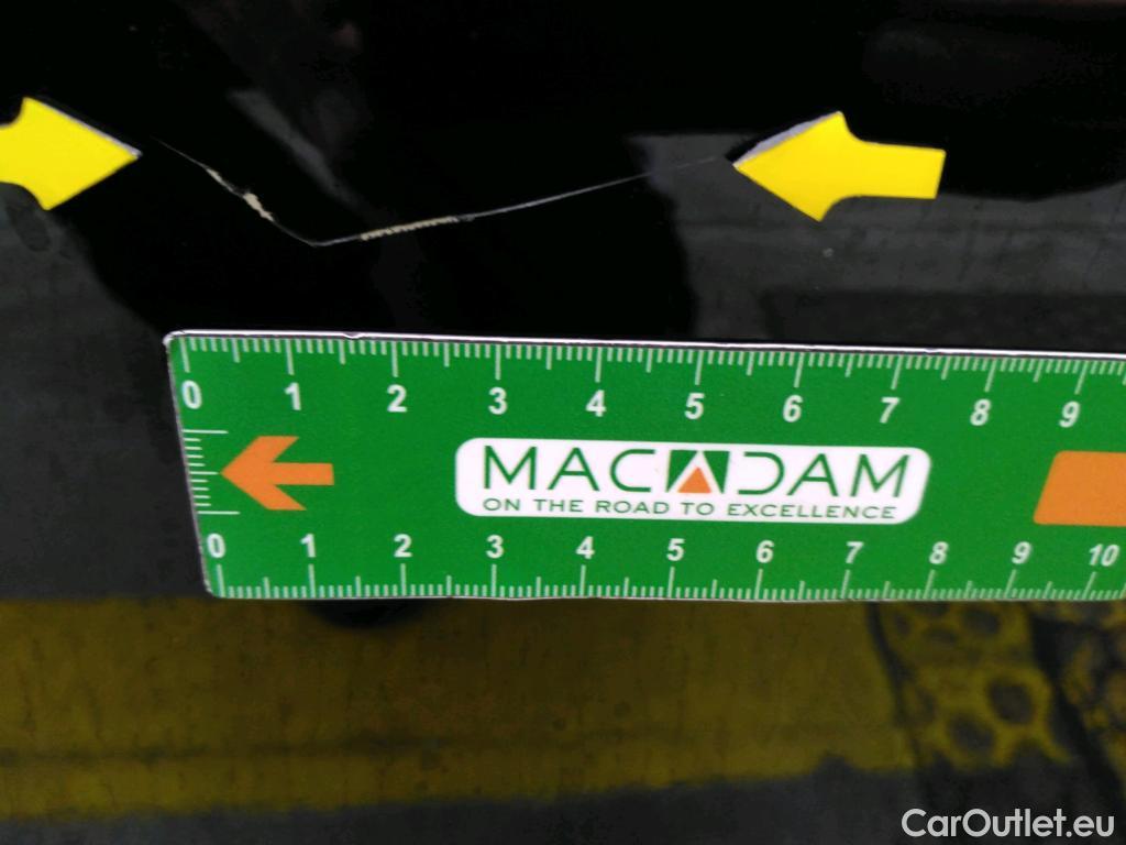  Mercedes  A-Klasse MERCEDES-BENZ Classe A Compact / 2018 / 5P / Berline A 250 e Business Line 8G-DCT #20