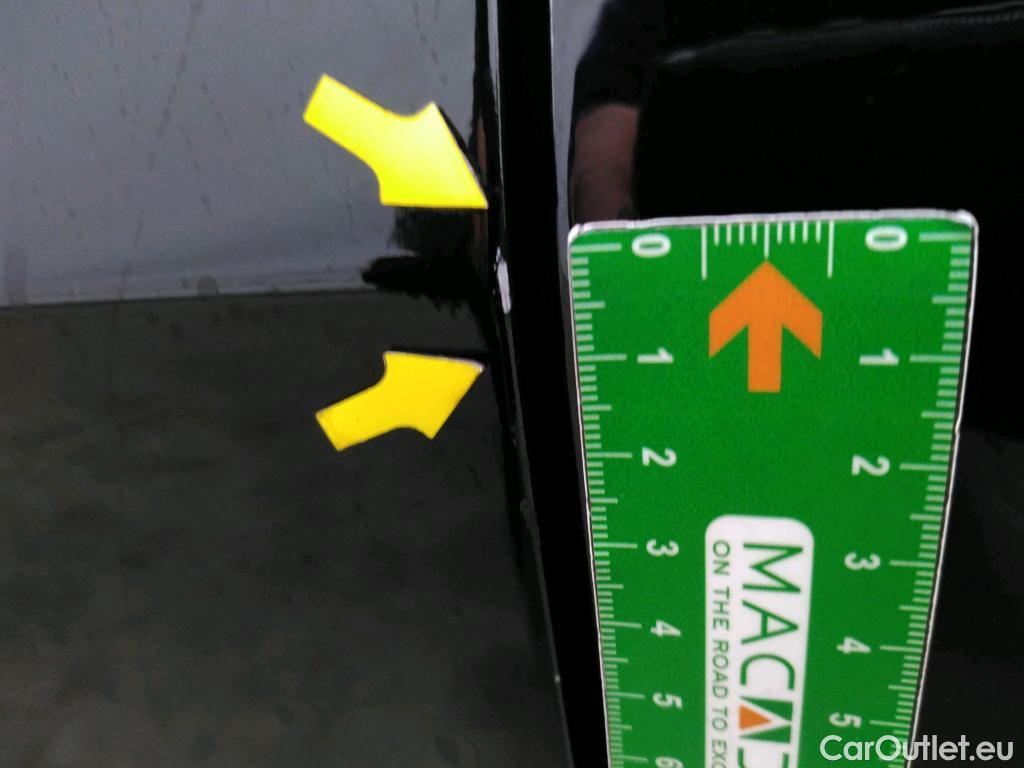  Mercedes  A-Klasse MERCEDES-BENZ Classe A Compact / 2018 / 5P / Berline A 250 e Business Line 8G-DCT #18