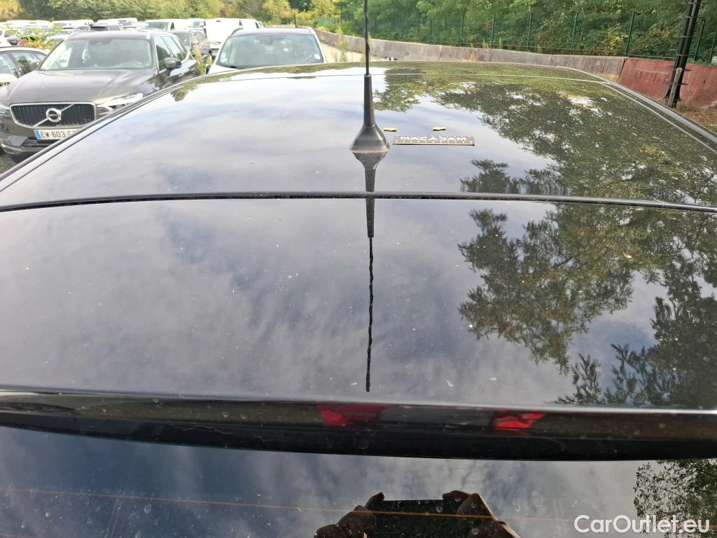  Renault  Captur RENAULT  / 2017 / 5P / Crossover Intens TCe 150 EDC FAP #5