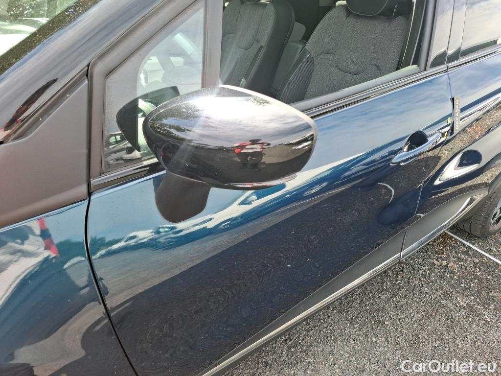  Renault  Captur RENAULT  / 2017 / 5P / Crossover Intens TCe 150 EDC FAP #18