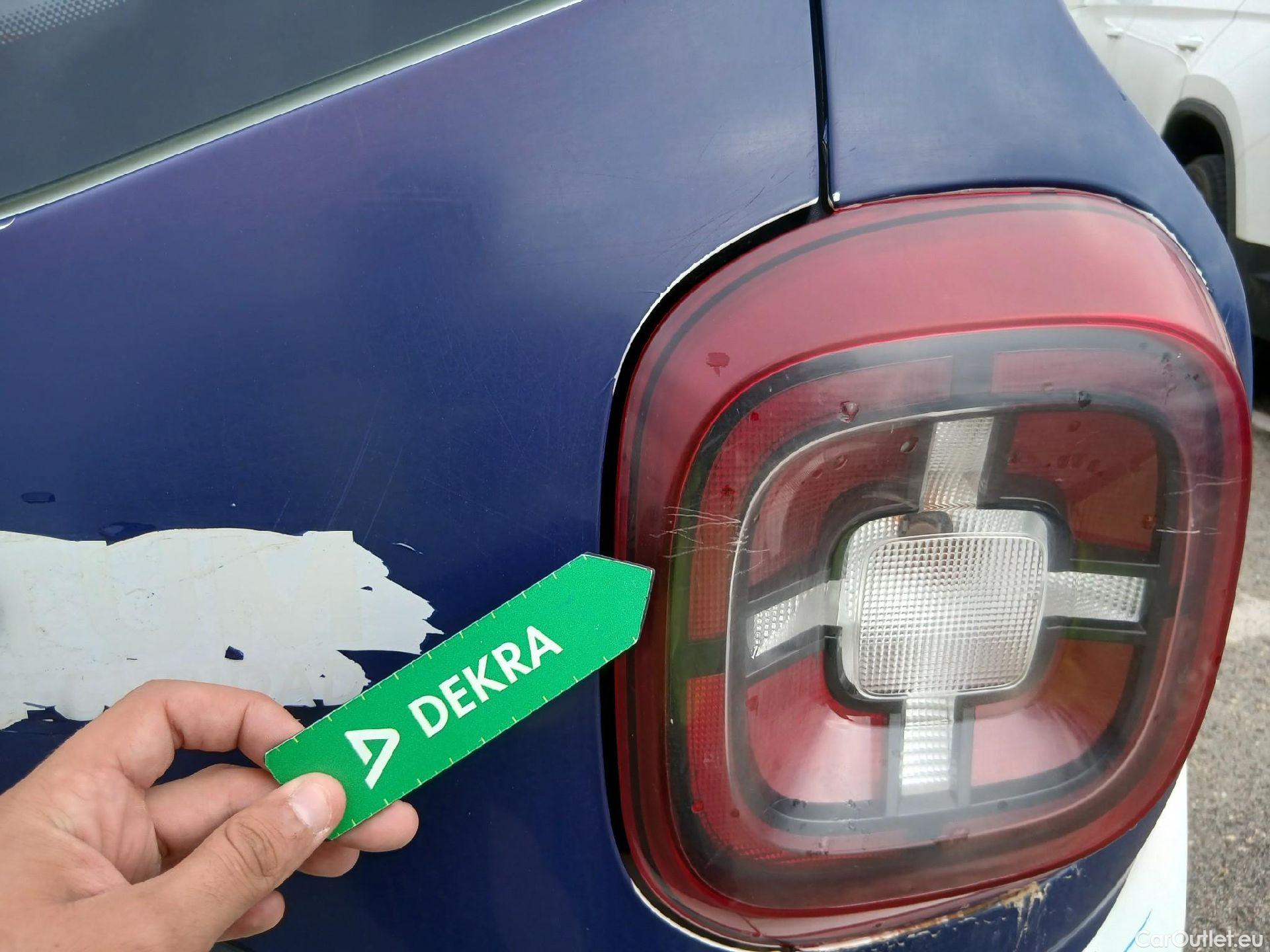  Dacia  Duster DACIA  / 2018 / 5P / todoterreno Essential Blue dCi 85kW (115CV) 4X4 #48