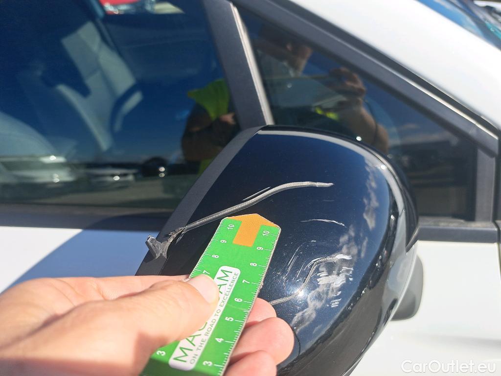  Renault  Captur RENAULT  / 2019 / 5P / todoterreno Intens TCe 90 (AC) #8