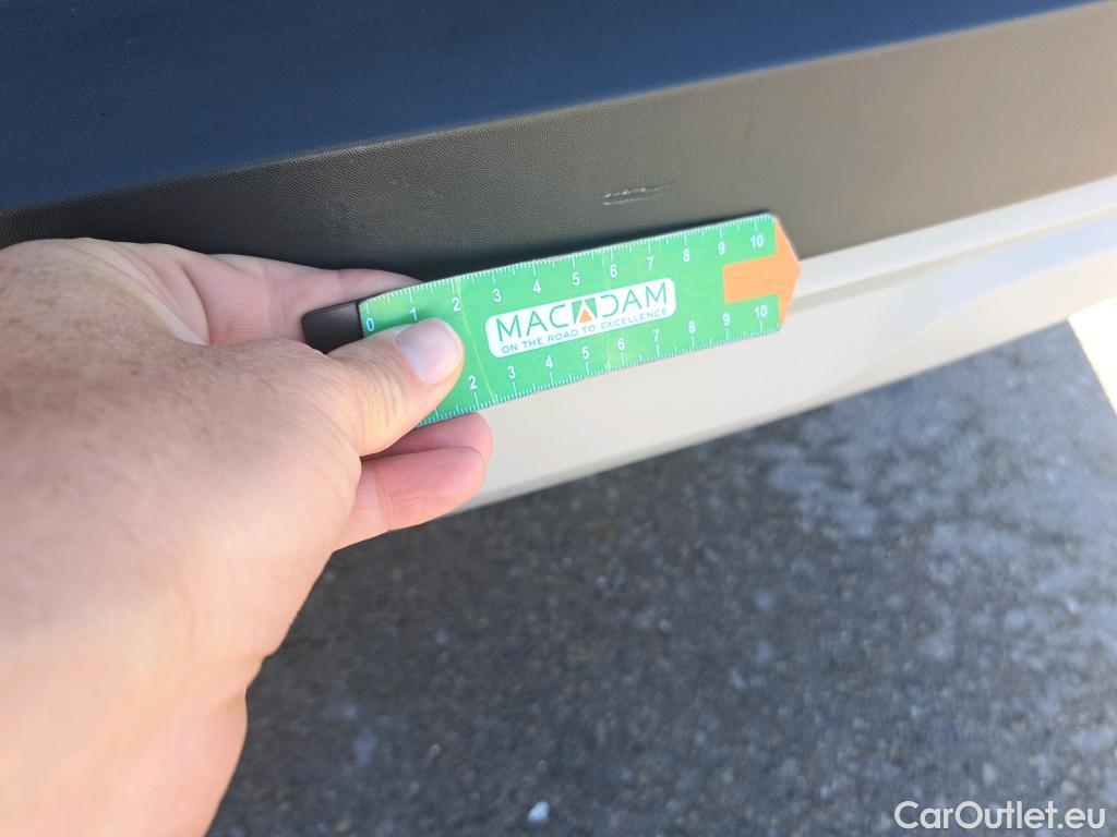  Renault  Captur RENAULT  / 2019 / 5P / todoterreno Intens TCe 90 (AC) #14