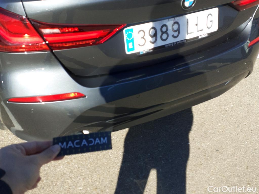 Bmw  Serie 1 BMW  / 2019 / 5P / berlina con portón 118i #16