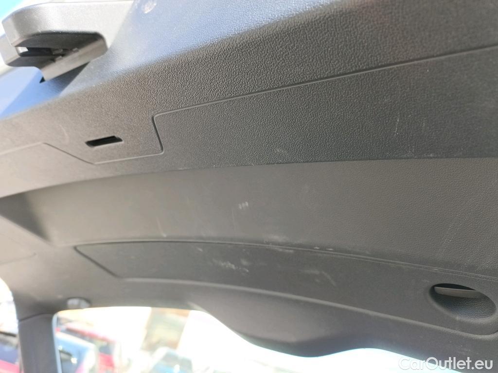  Audi  A1 Sportback AUDI A1 / 2018 / 5P / berlina con portón Sportback S line 30 TFSI 81kW S tronic #29