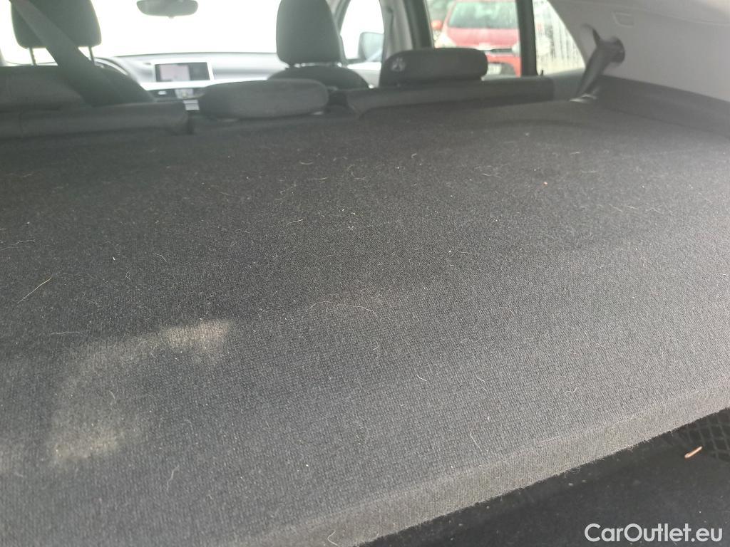  Bmw  X2 BMW  / 2017 / 5P / todoterreno sDrive18d (AC) #9