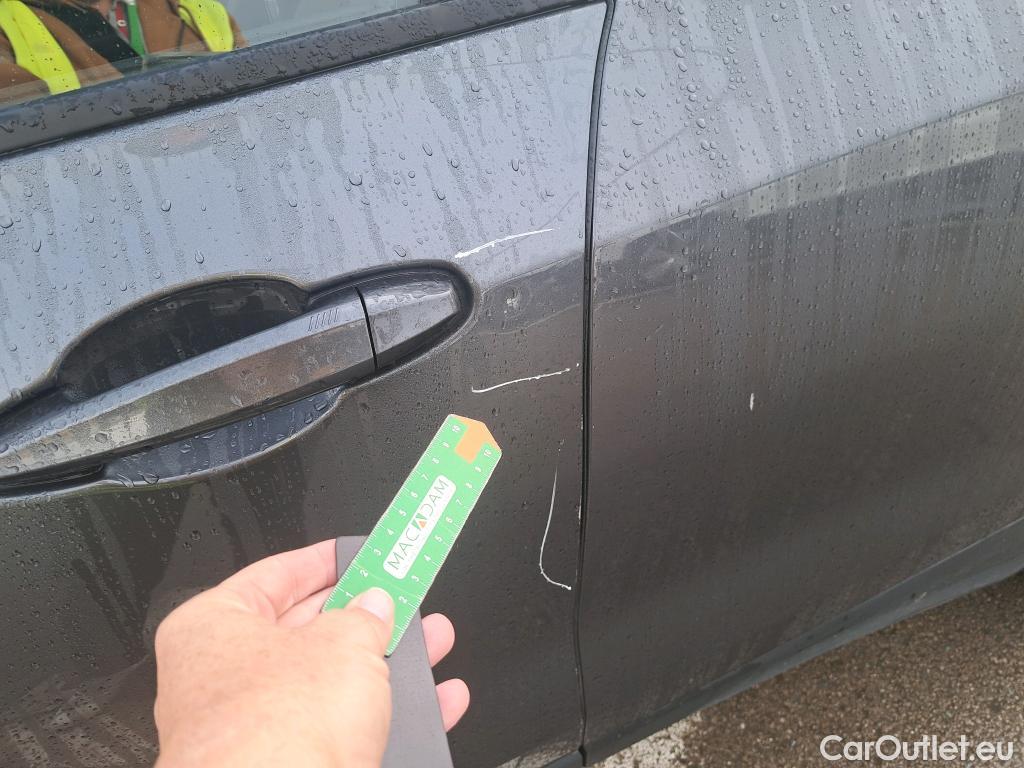  Bmw  X2 BMW  / 2017 / 5P / todoterreno sDrive18d (AC) #3