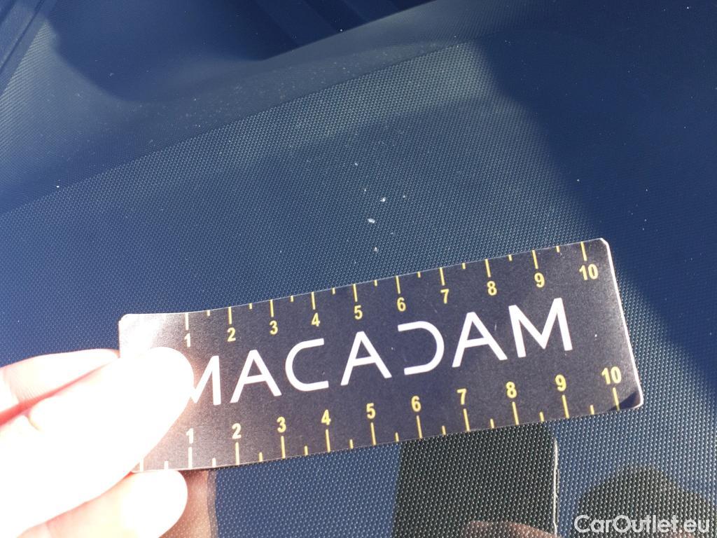  Bmw  Serie 1 BMW  / 2019 / 5P / berlina con portón 118i #15