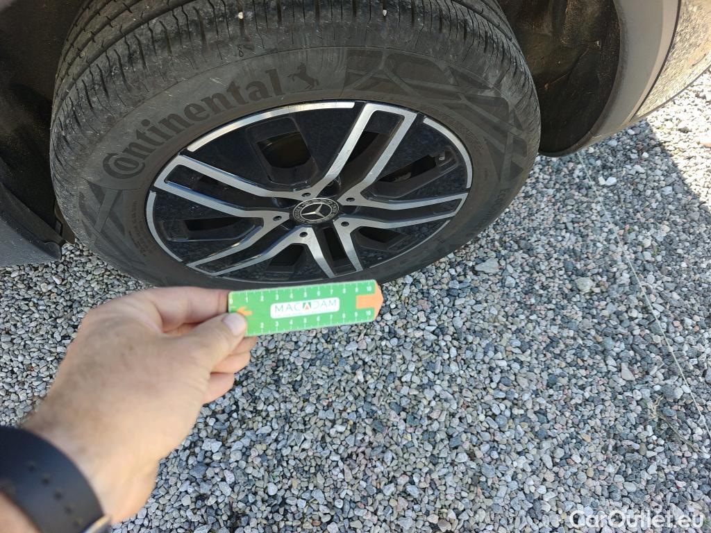  Mercedes  GLA MERCEDES-BENZ  / 2020 / 5P / todoterreno  200 D #1