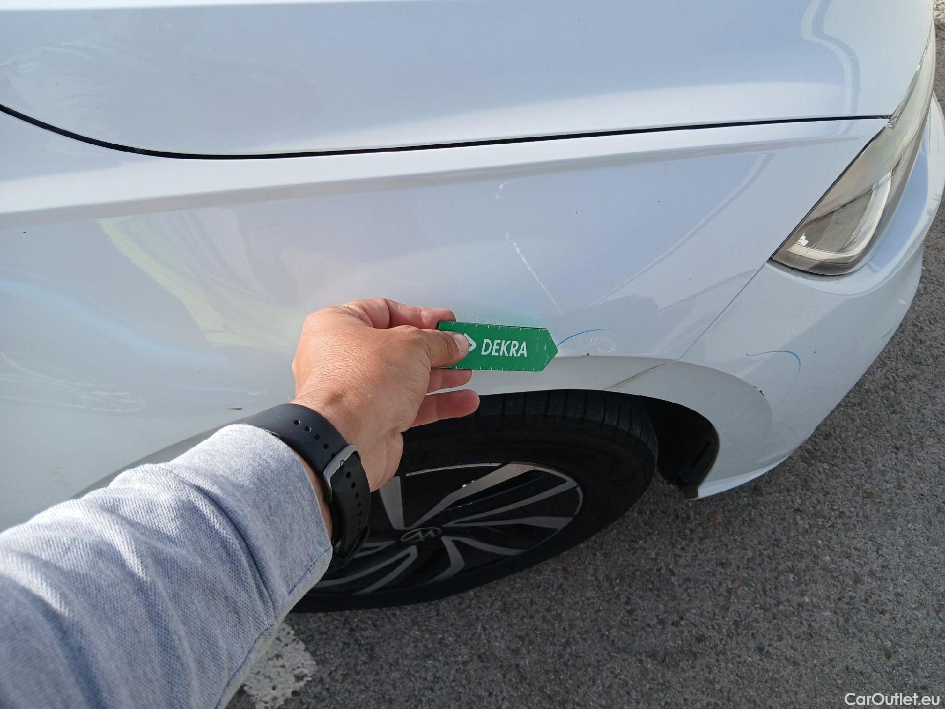  Volkswagen  Polo VOLKSWAGEN  / 2021 / 5P / berlina con portón Life 1.0 TSI 70kW (95CV) #26