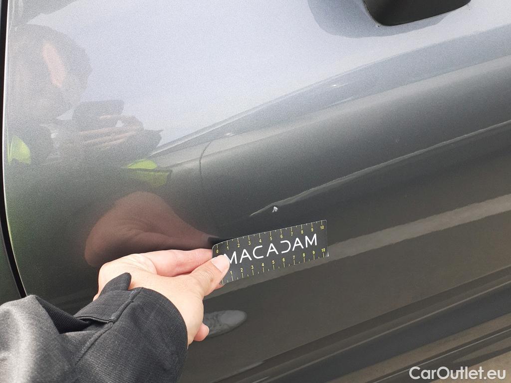  Volvo  XC60 VOLVO  / 2017 / 5P / todoterreno 2.0 T4 Momentum Auto #23