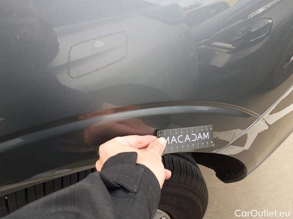  Volvo  XC60 VOLVO  / 2017 / 5P / todoterreno 2.0 T4 Momentum Auto #21