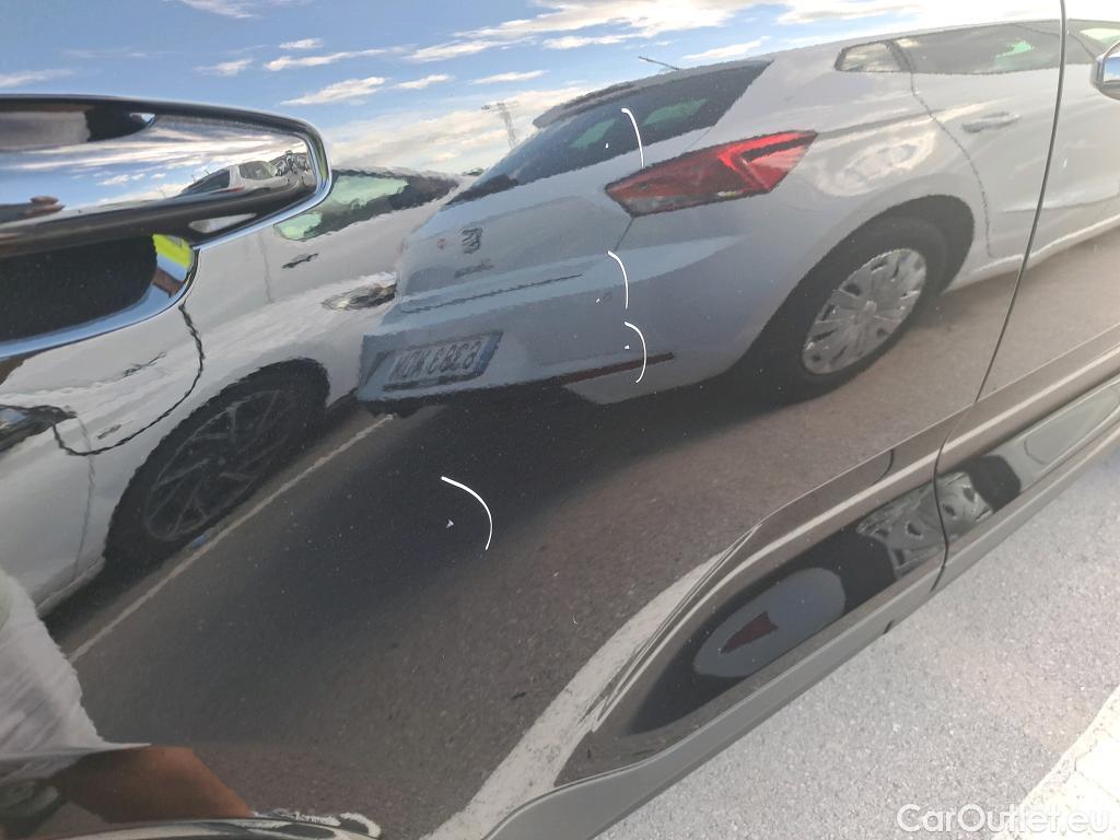  Volvo  XC 40 VOLVO XC40 / 2021 / 5P / todoterreno 1.5 T4 Recharge PHEV Core Auto #7