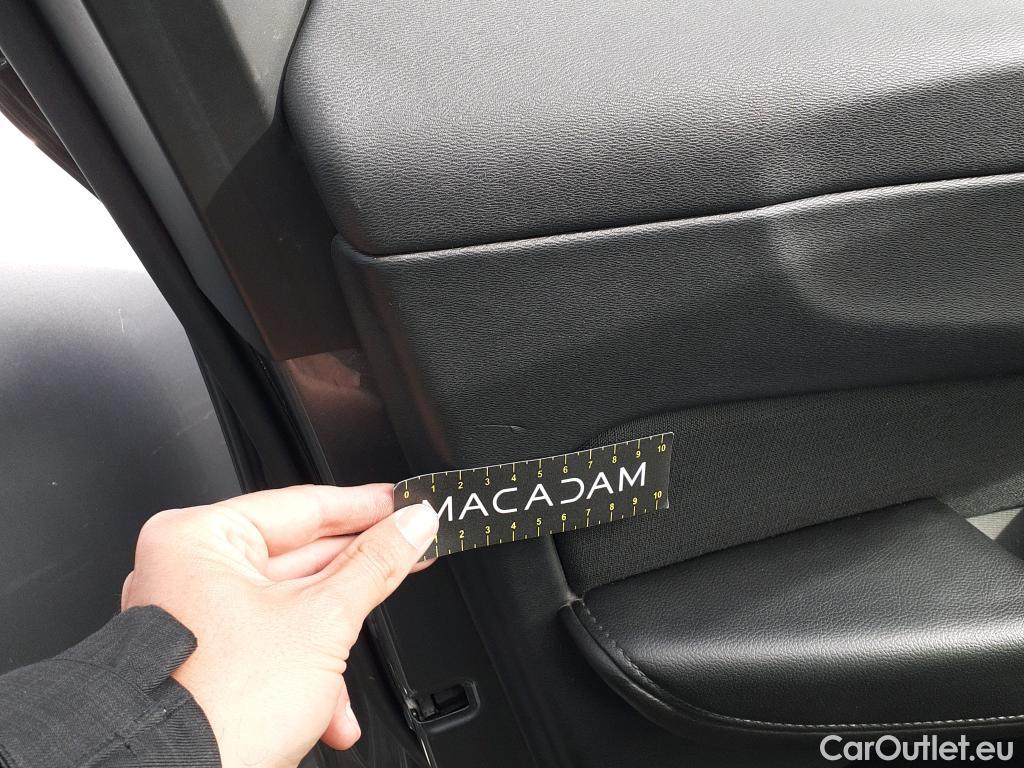  Volvo  XC60 VOLVO  / 2017 / 5P / todoterreno 2.0 T4 Momentum Auto #12